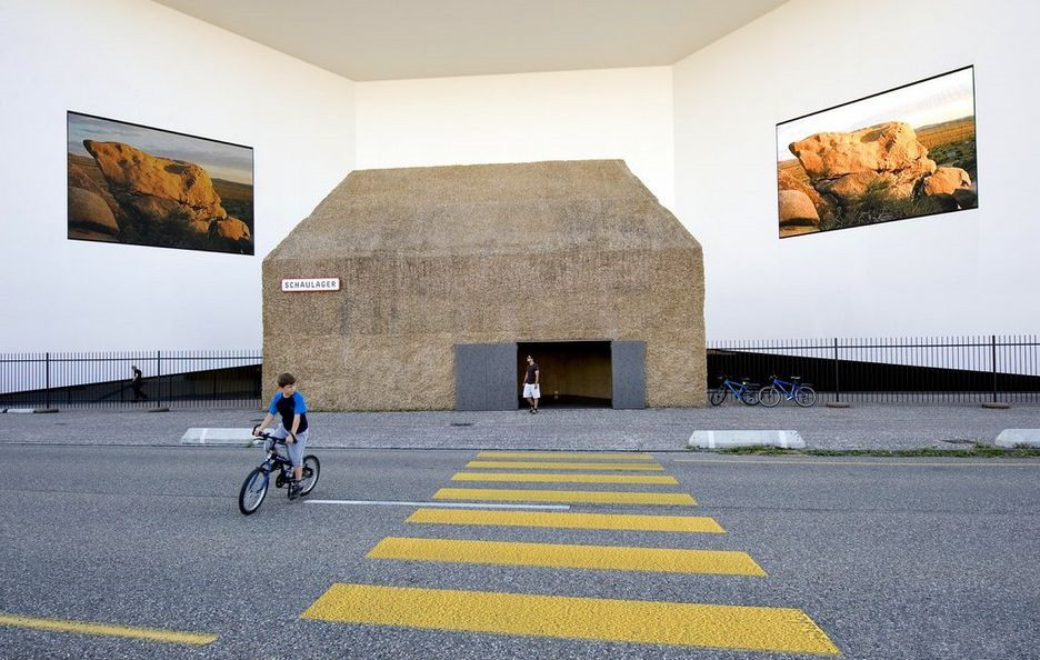 瑞士的巴勒,该市的马路设有专供自行车用的车道_副本.jpg