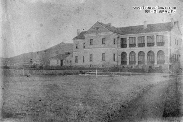 1899年　C.I.M.女子学校