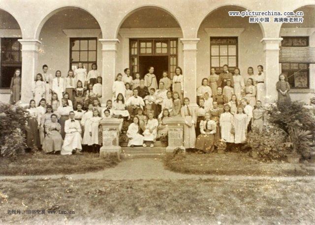 1899年　C.I.M.女子学校
