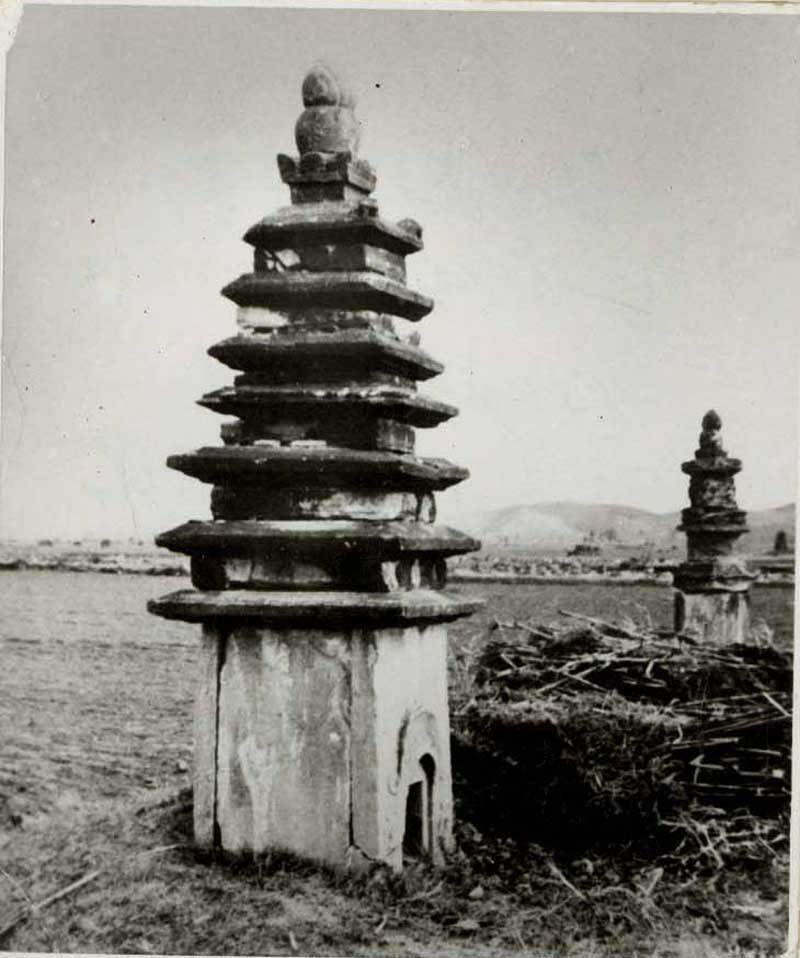 烟台唐塔原貌.jpg