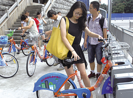 9月22日上午9时，宁波市民就能骑上公共自行车.jpg
