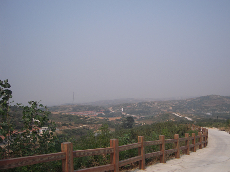 21.上山的路.jpg
