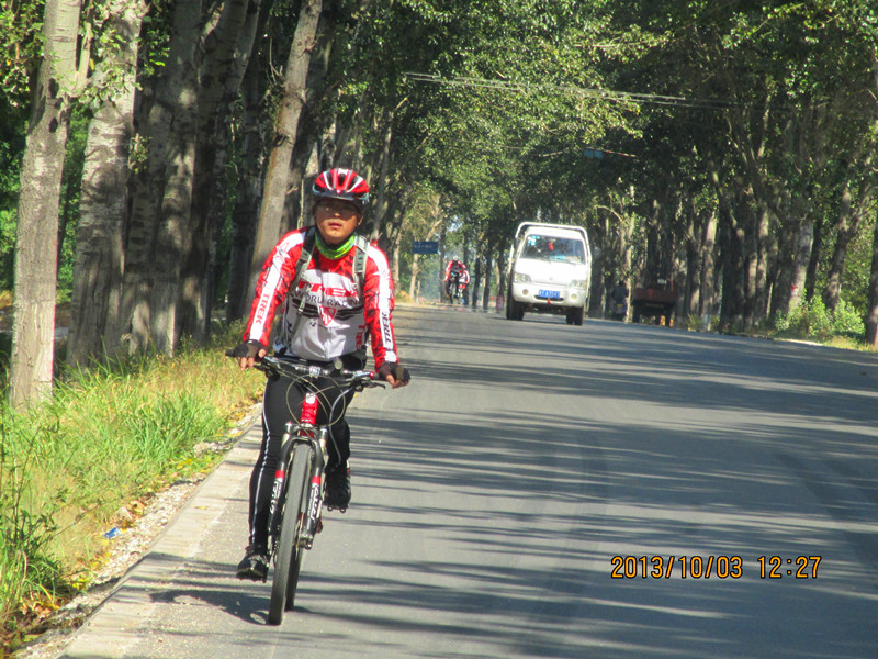 大路向前.jpg