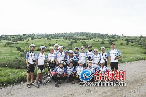 台湾“不老骑士”壮游全球，三年骑完亚洲欧洲.png