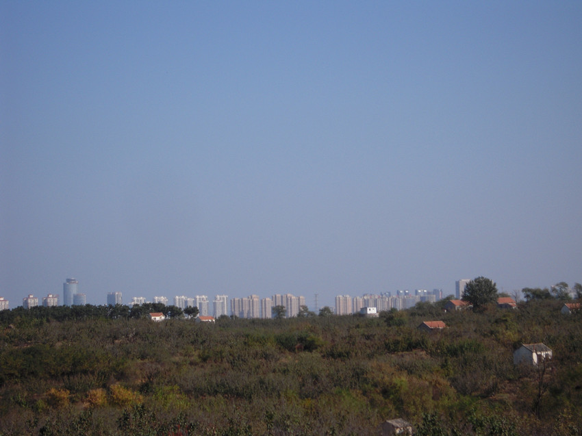 远眺莱山.jpg