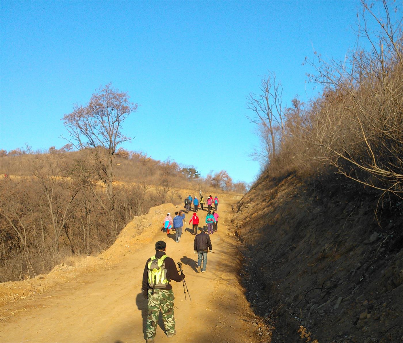 IMG20131201080001_2345看图王上山.jpg