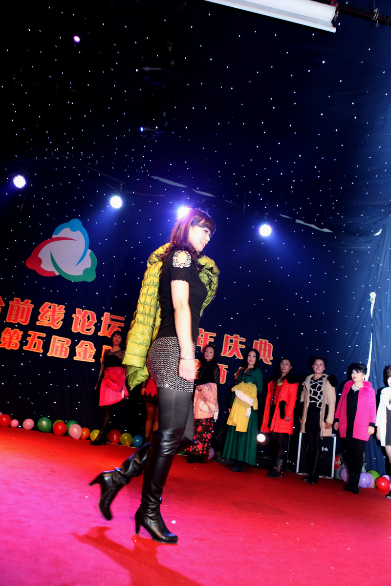 nEO_IMG_坛庆 1061.jpg