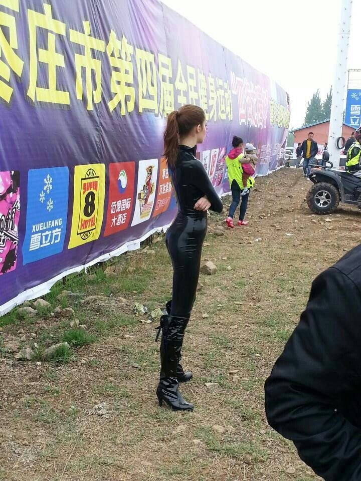 000.全民健身运动.jpg