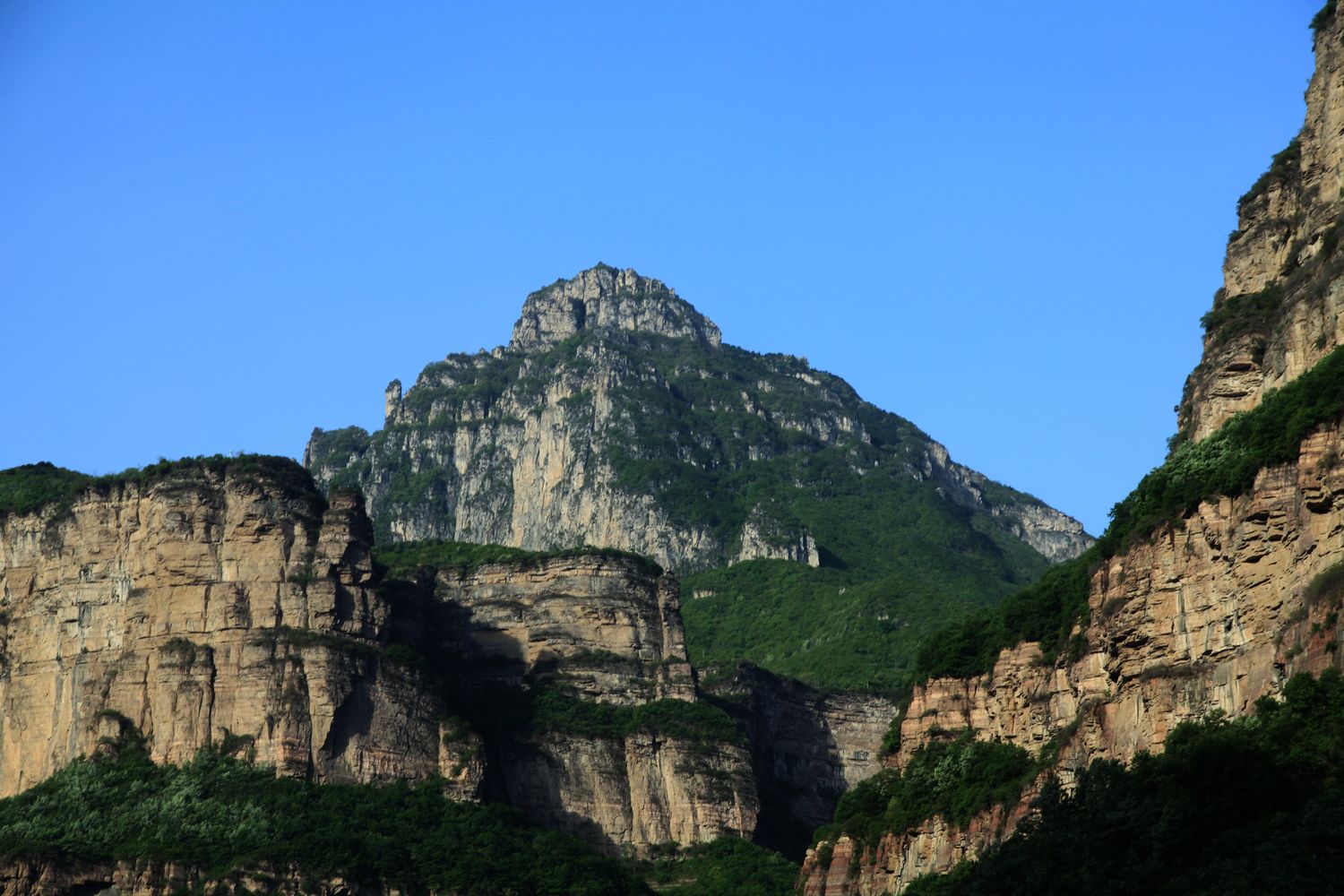太行山 300.jpg