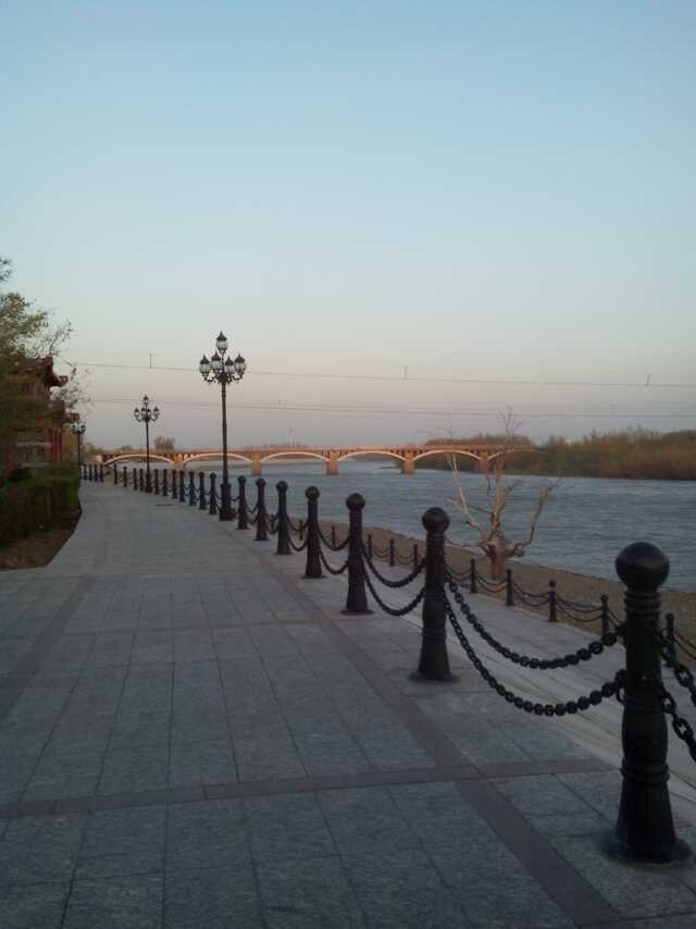 QQ图片20140528083834.jpg