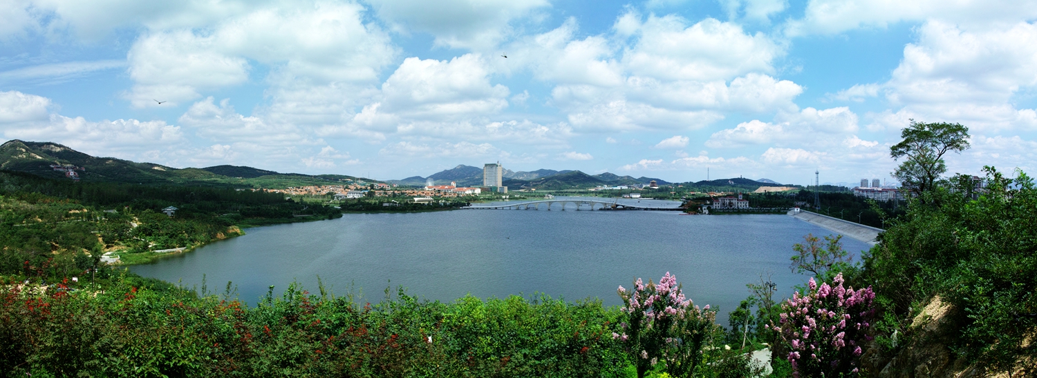 龙王湖全景图4_副本.jpg
