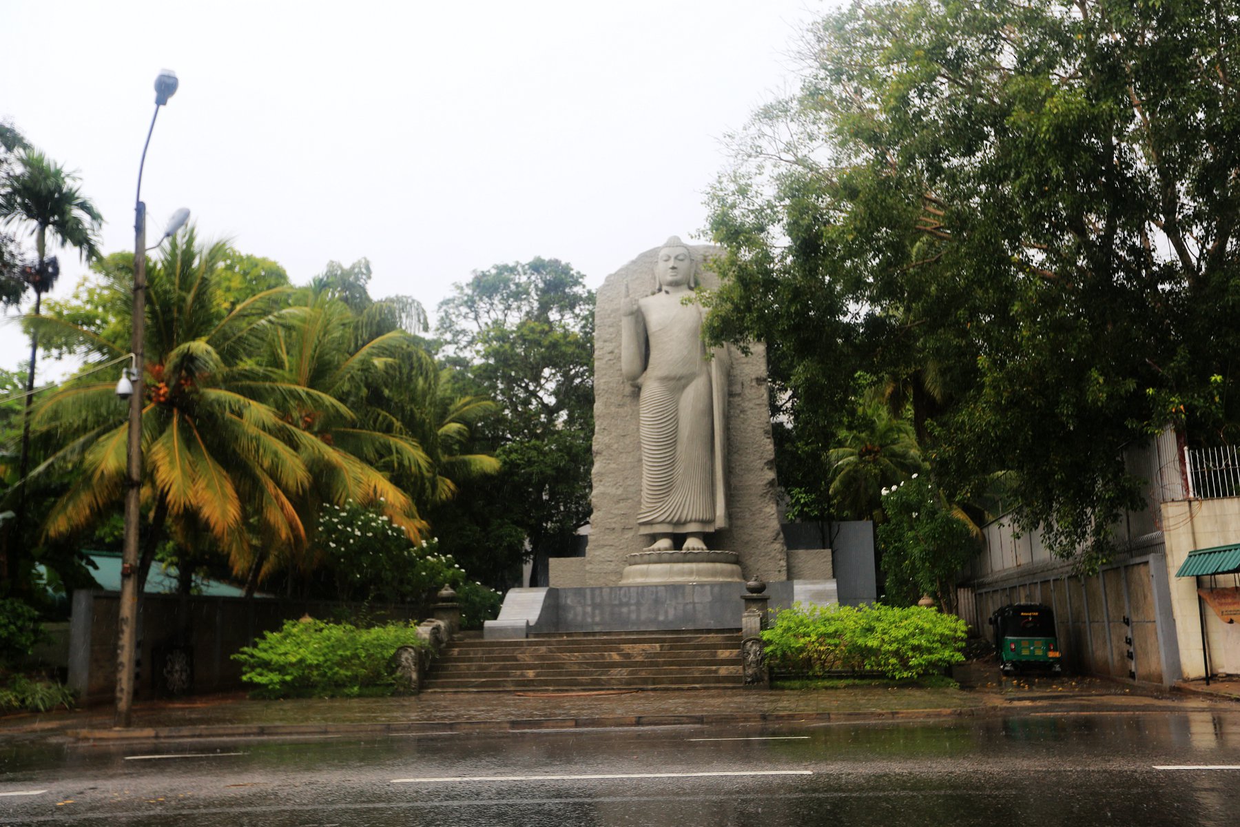 103.jpg