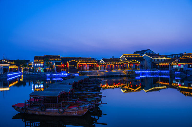 荡口古镇夜色.jpg