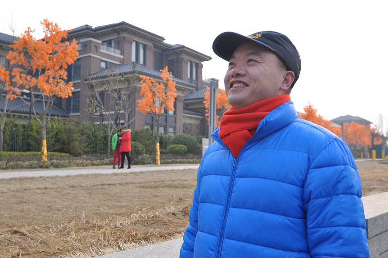 幸福徒步群在旗帜在飘扬 215_副本.jpg