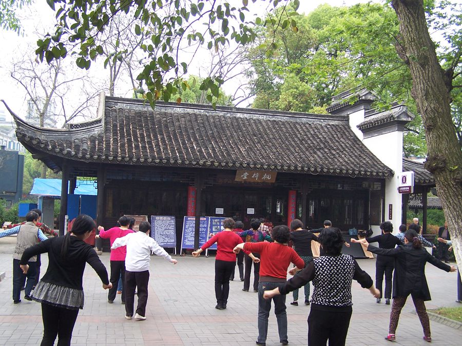 100_9853.jpg