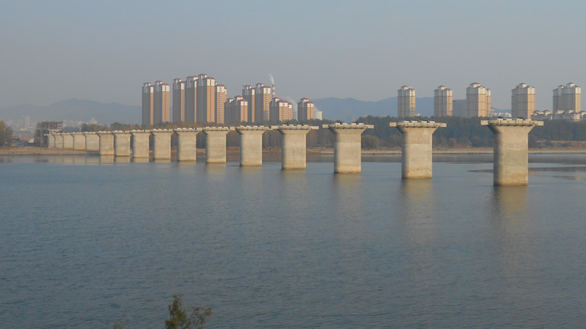 龙烟铁路夹河桥 3.jpg