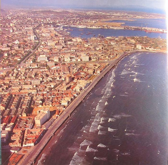 1980年代空中俯瞰海岸路.jpg
