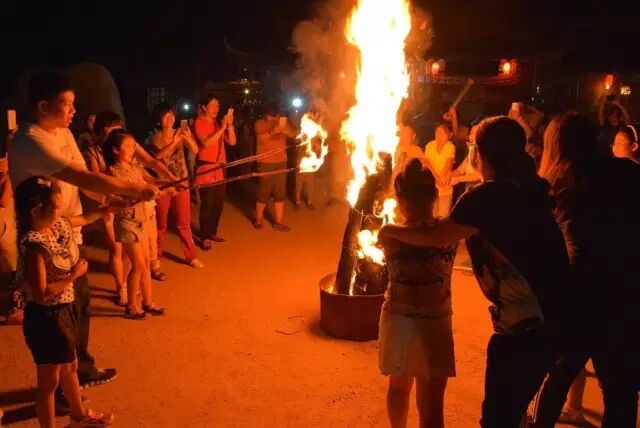 篝火盛会.jpg