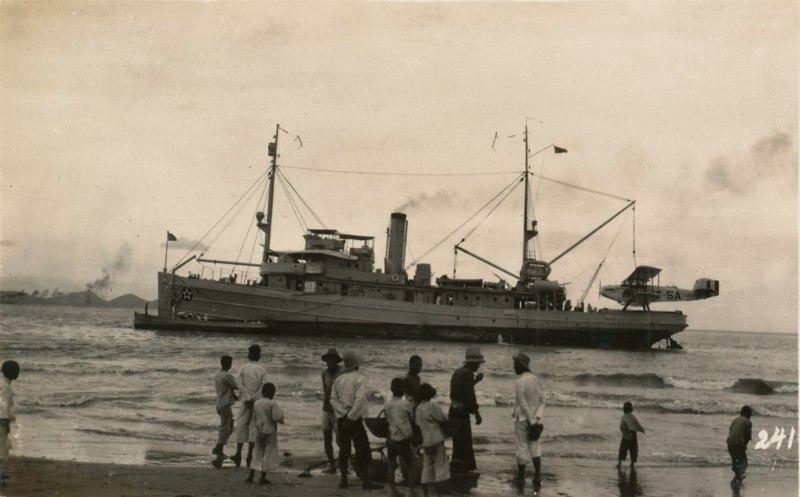 烟台搁浅的美国军舰1931.jpg