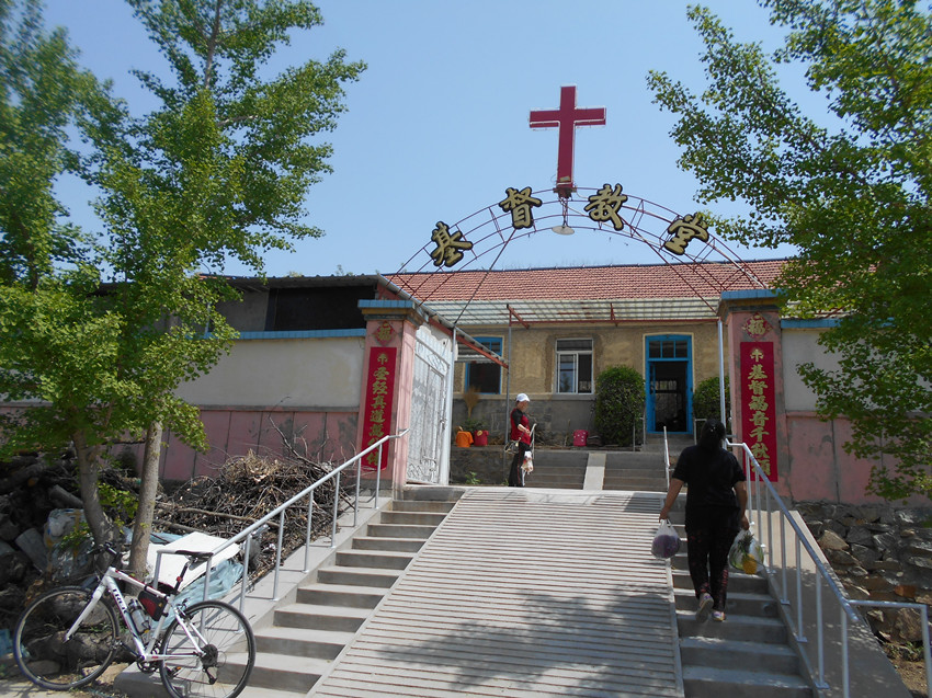 回龙夼基督教堂 1.jpg