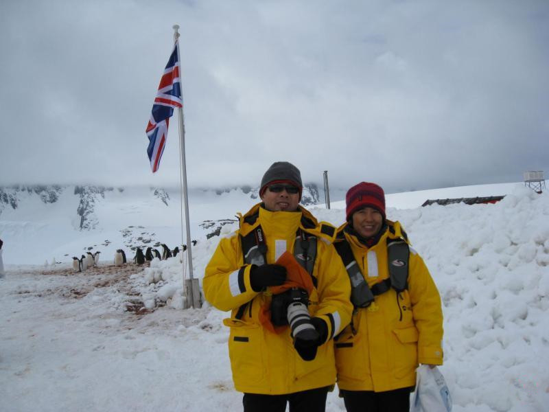 00.张健早在2010年就与夫婿到南极旅游，当年的心愿是在冰川融化前，趁早去看看这片还.jpg