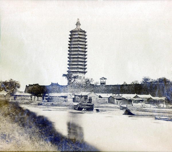 00.1860年，费利斯·比托拍摄的通州燃灯塔，系北京已知最早的照片。 华辰拍卖供图.jpg