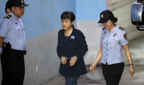 7月3日，朴槿惠出庭受审.jpg