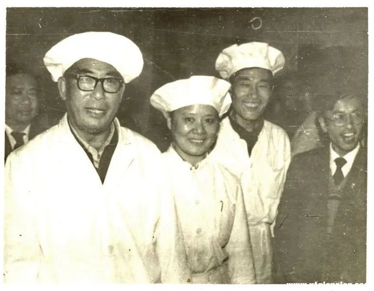 福山籍王殿臣师傅和他的女徒弟，国宝级大师胡丽妹
