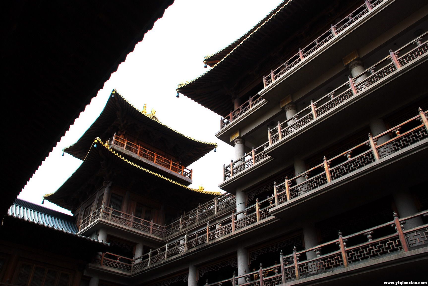 静安寺2.jpg
