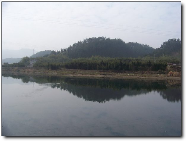 100_8036_缩小大小.JPG