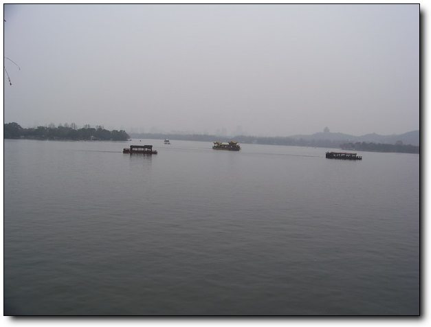 100_7974_缩小大小.JPG