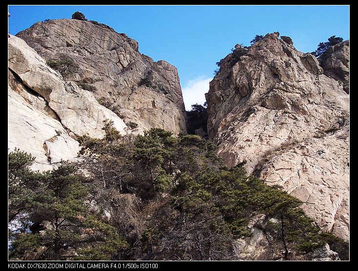 一夫当关，万夫莫开的一道山口 021.jpg