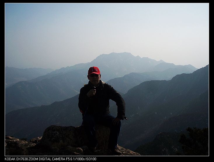 nEO_IMG_背影是罗山757米134.jpg