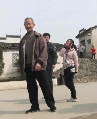 兴风作浪滴就是俺老汉