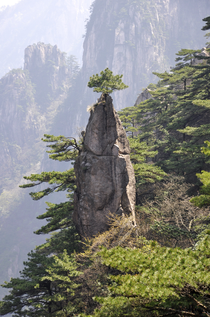 黄山梦笔生花.jpg