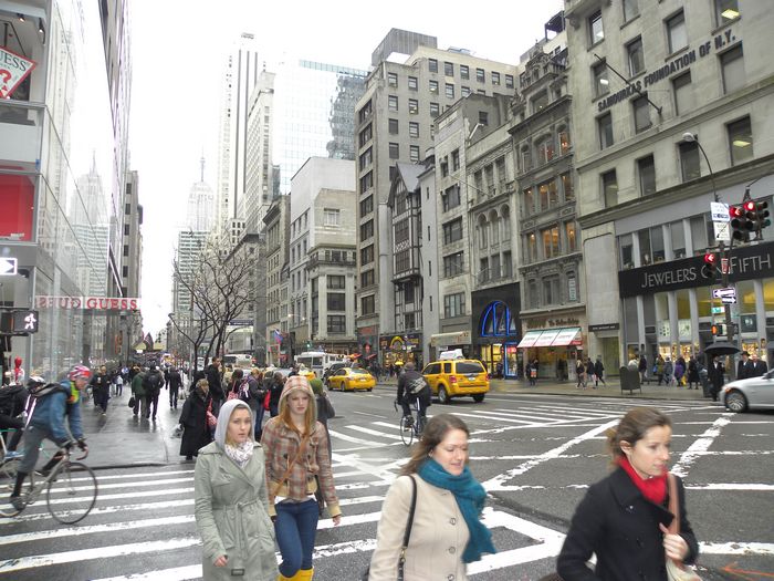 曼哈顿中心街道。.jpg
