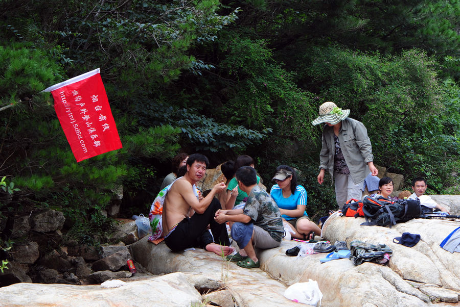 会餐 (2).jpg