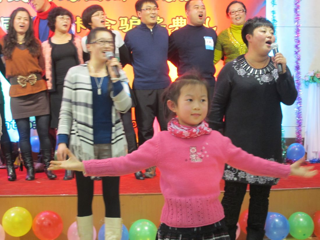 nEO_IMG_2011-12-18四年坛庆 025.jpg