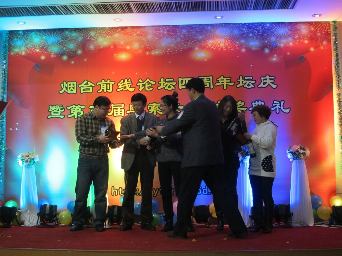 nEO_IMG_2011-12-18四年坛庆 081.jpg