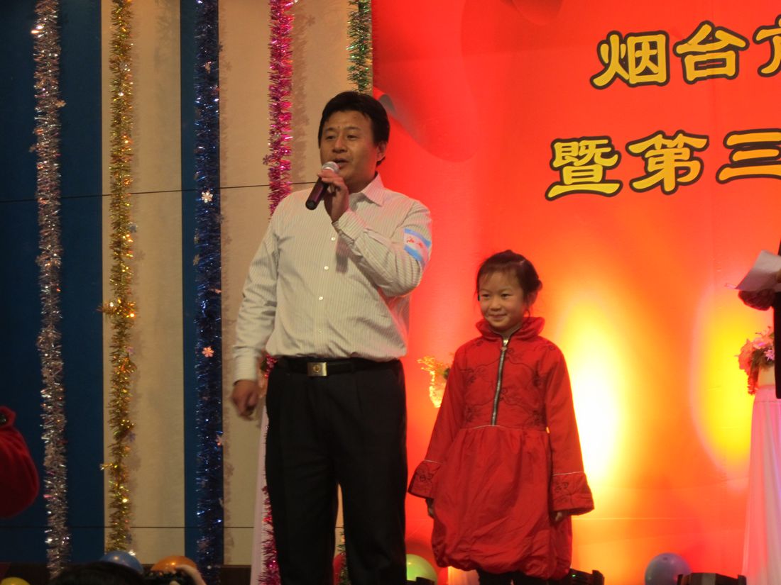 nEO_IMG_2011-12-18四年坛庆 096.jpg