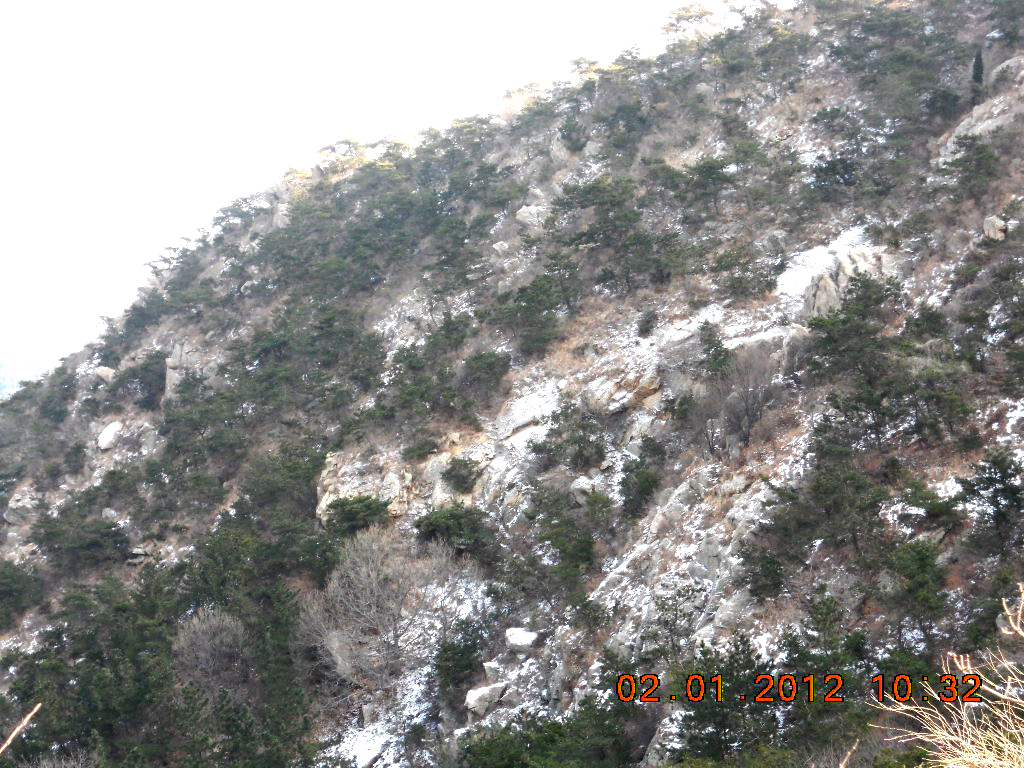 2012元月二号南山峰火台 027.jpg