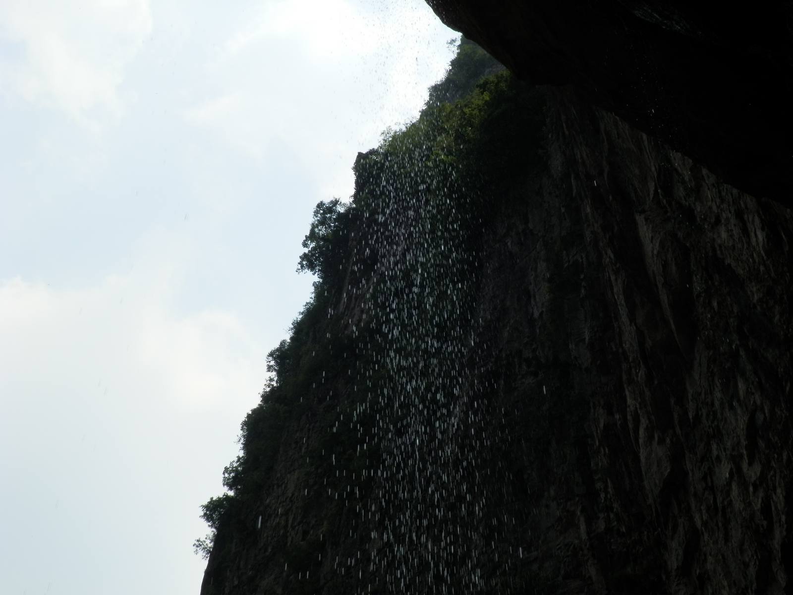 天泉从天降.JPG