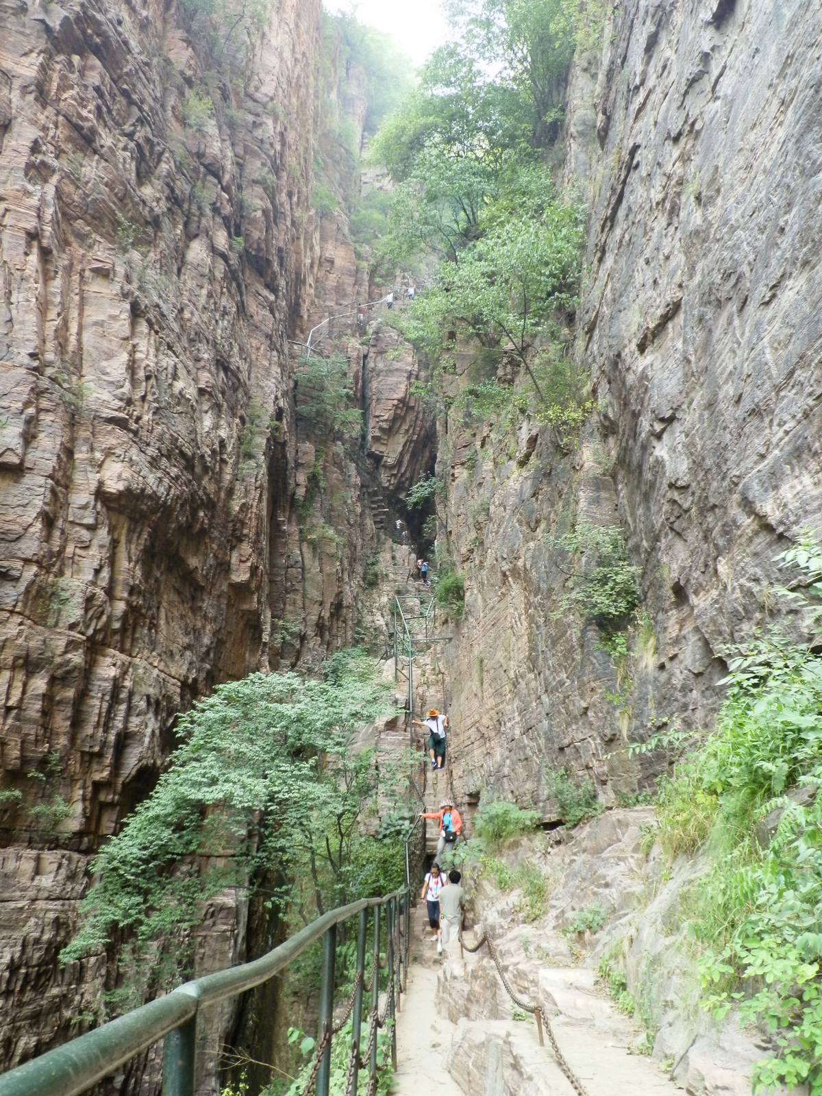 下一线天天梯.JPG