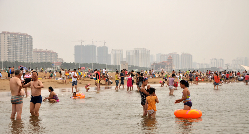夏日的金沙滩，儿童快乐的天地。 152.jpg