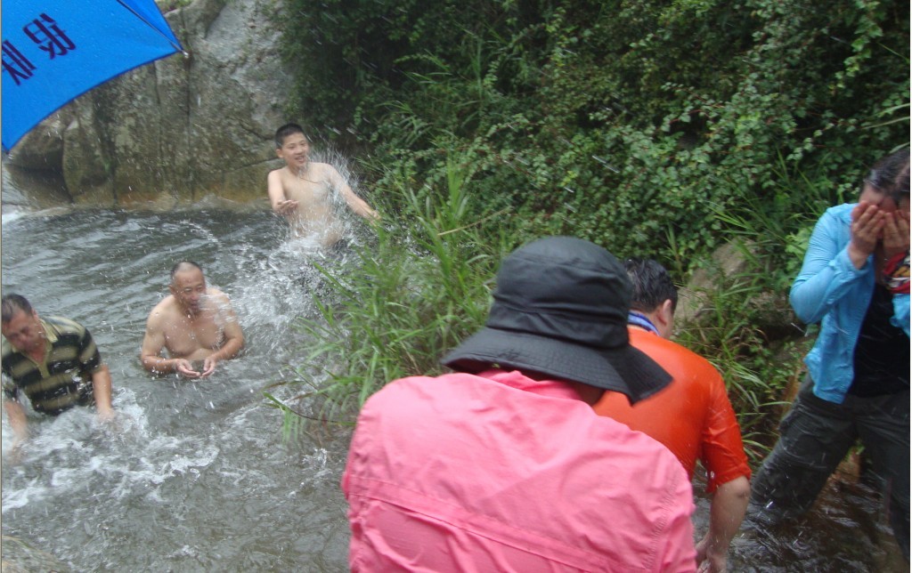 水战之阿普湿身记-7.jpg