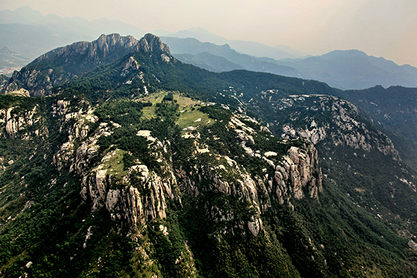 组照-2航拍崮山.jpg