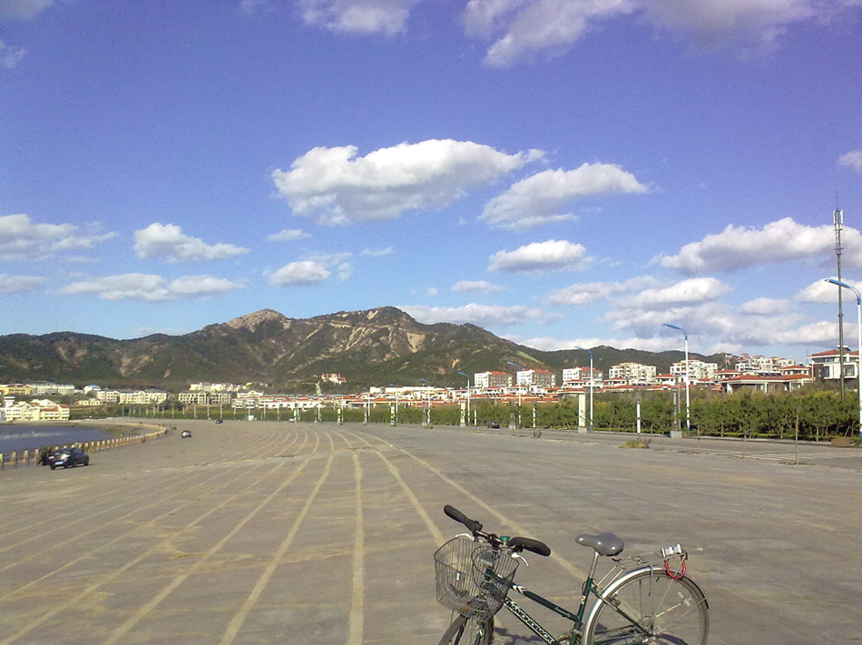 西海岸护坡.jpg