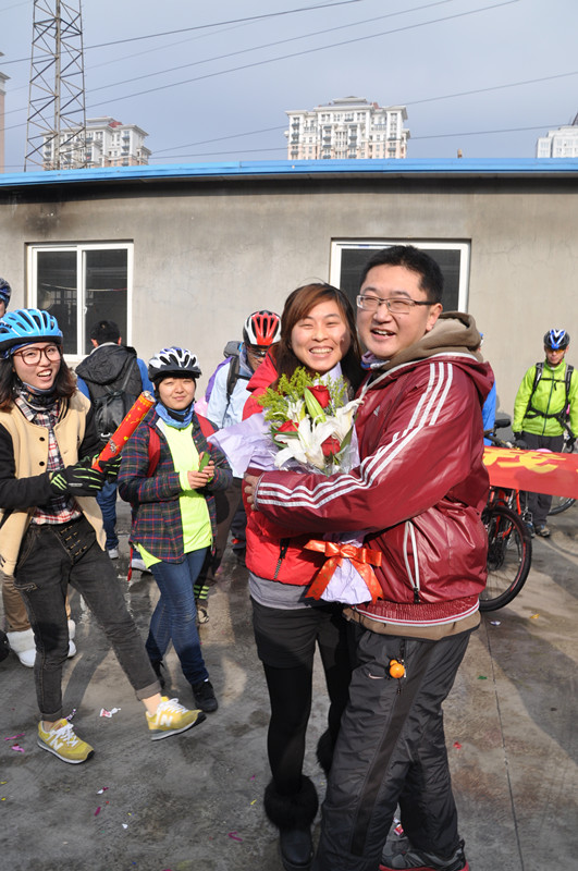 幸福相拥2.jpg