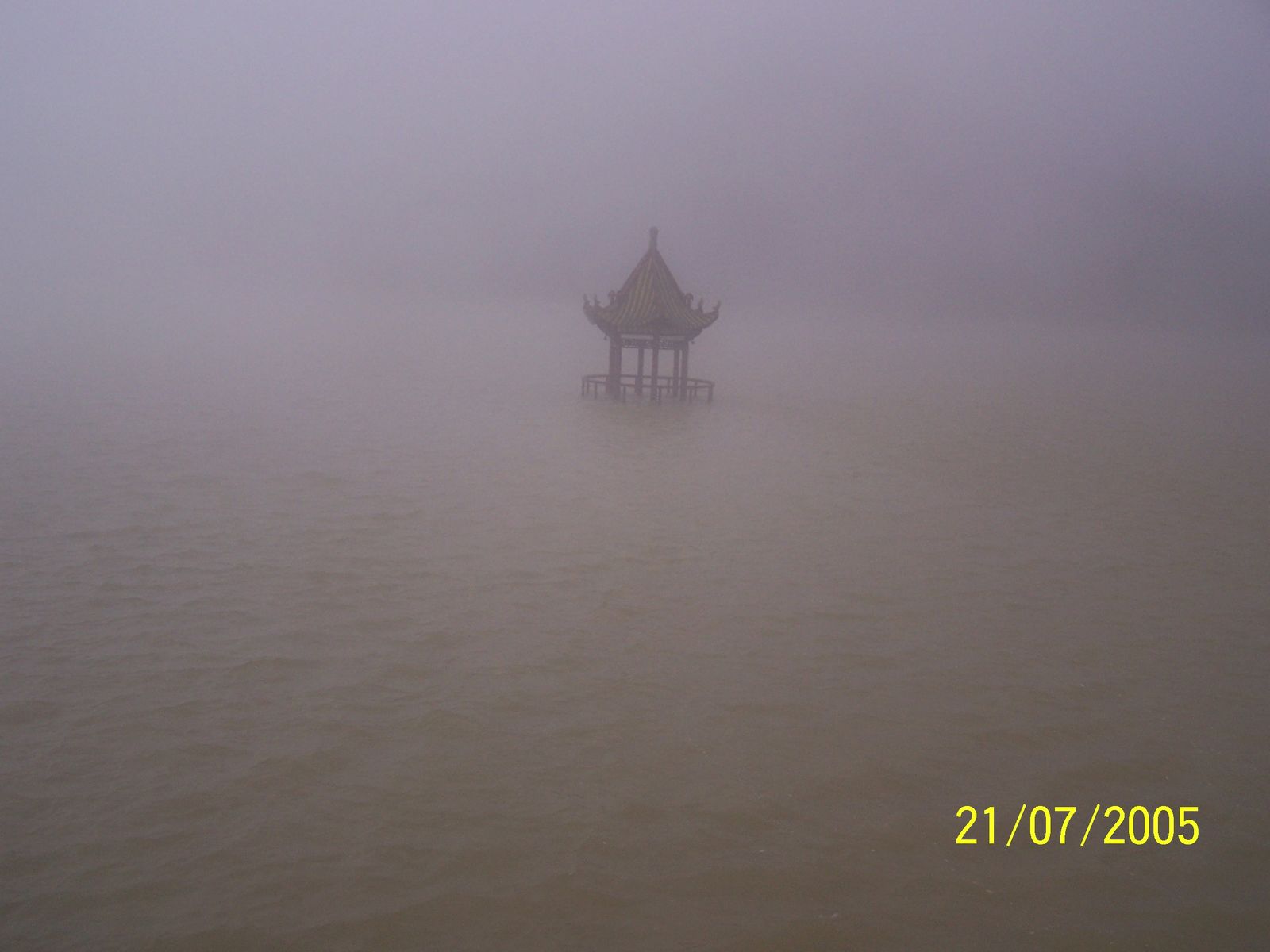 庐林湖.jpg