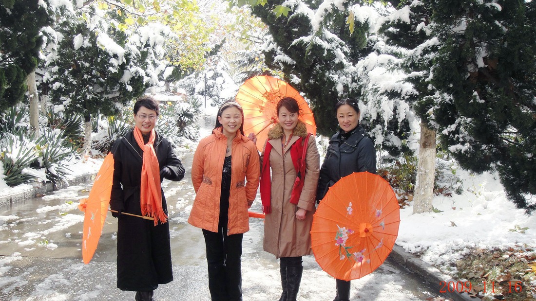 2009年11月鲁东大学赏雪3-.jpg